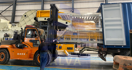 Holzbearbeitungsmaschine 2.jpg